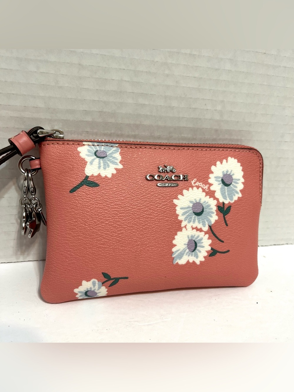Coach Pink Floral Daisy Leather Wristlet with Charms NWOT